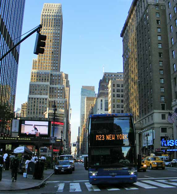 Coach USA Megabus Van Hool Astromega DD417